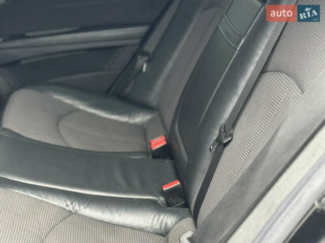 Черный Мерседес Е-Класс, объемом двигателя 1.8 л и пробегом 220 тыс. км за 6750 $, фото 14 на Automoto.ua