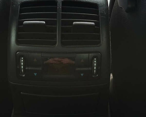 Чорний Мерседес Е-Клас, об'ємом двигуна 2.69 л та пробігом 300 тис. км за 6800 $, фото 24 на Automoto.ua