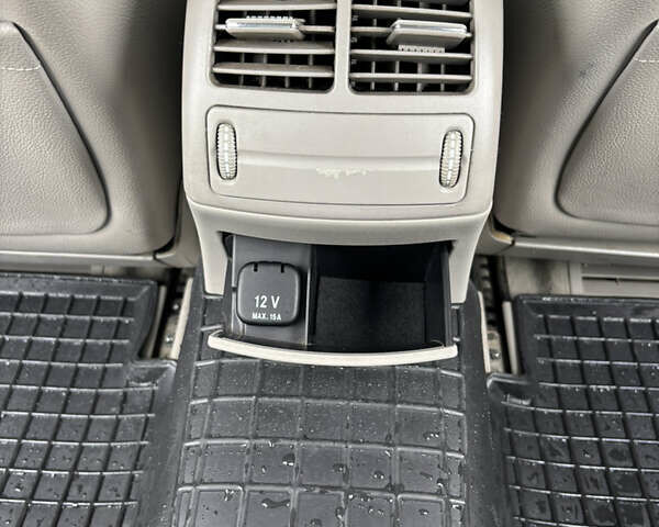 Черный Мерседес Е-Класс, объемом двигателя 3.22 л и пробегом 401 тыс. км за 6600 $, фото 37 на Automoto.ua