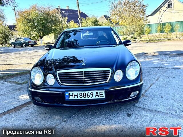 Мерседес Е-Класс 2003 в Арцизе на Automoto.ua Черный Мерседес Е-Класс, объемом двигателя 2.7 л и пробегом 250 тыс. км за 6600 $, фото 1 на Automoto.ua