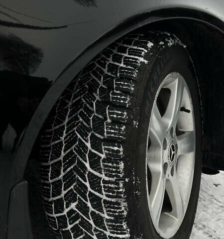 Черный Мерседес Е-Класс, объемом двигателя 2.7 л и пробегом 200 тыс. км за 7750 $, фото 8 на Automoto.ua