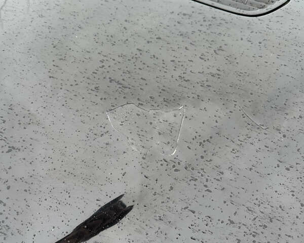 Черный Мерседес Е-Класс, объемом двигателя 3.2 л и пробегом 333 тыс. км за 3400 $, фото 8 на Automoto.ua