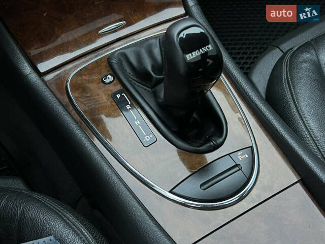 Черный Мерседес Е-Класс, объемом двигателя 2.7 л и пробегом 421 тыс. км за 8500 $, фото 31 на Automoto.ua