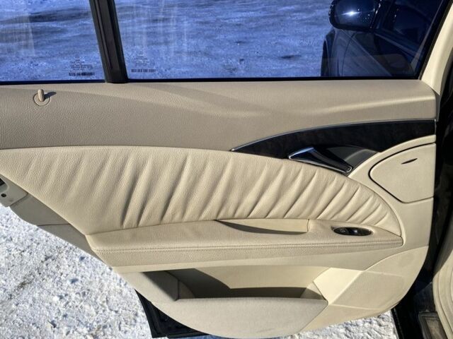 Чорний Мерседес Е-Клас, об'ємом двигуна 2.7 л та пробігом 409 тис. км за 6650 $, фото 12 на Automoto.ua