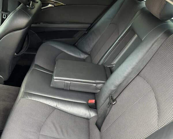 Черный Мерседес Е-Класс, объемом двигателя 3.2 л и пробегом 550 тыс. км за 5950 $, фото 21 на Automoto.ua