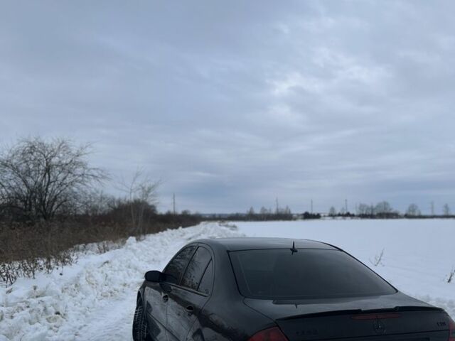 Чорний Мерседес Е-Клас, об'ємом двигуна 3.2 л та пробігом 378 тис. км за 7600 $, фото 2 на Automoto.ua