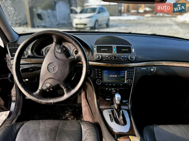 Черный Мерседес Е-Класс, объемом двигателя 2.69 л и пробегом 294 тыс. км за 6399 $, фото 10 на Automoto.ua