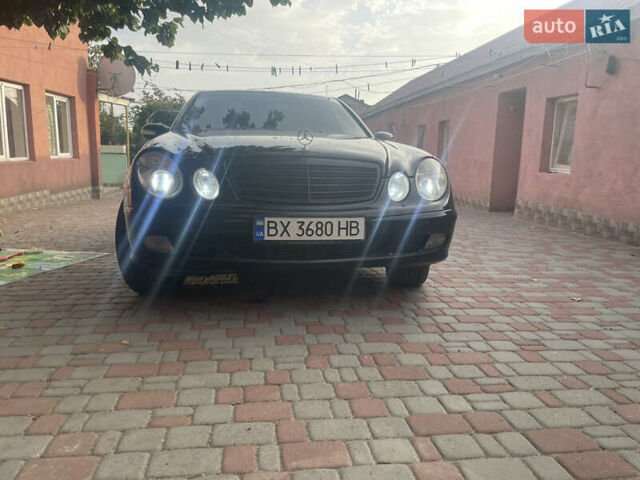 Черный Мерседес Е-Класс, объемом двигателя 2.2 л и пробегом 296 тыс. км за 6900 $, фото 13 на Automoto.ua