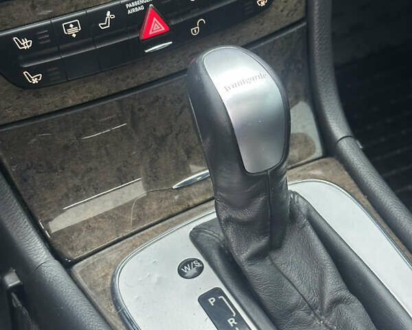 Черный Мерседес Е-Класс, объемом двигателя 3.22 л и пробегом 430 тыс. км за 8500 $, фото 20 на Automoto.ua