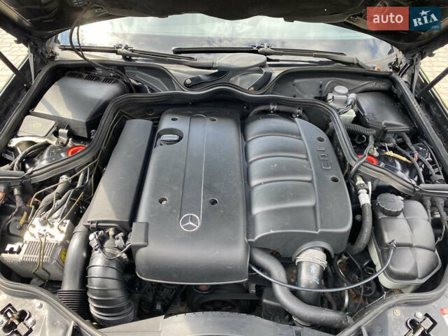 Черный Мерседес Е-Класс, объемом двигателя 2.15 л и пробегом 200 тыс. км за 6700 $, фото 18 на Automoto.ua