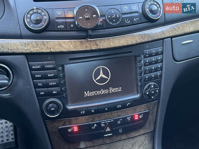 Мерседес Е-Клас 2004 у Вінниці на Automoto.ua Чорний Мерседес Е-Клас, об'ємом двигуна 3.2 л та пробігом 335 тис. км за 8500 $, фото 27 на Automoto.ua