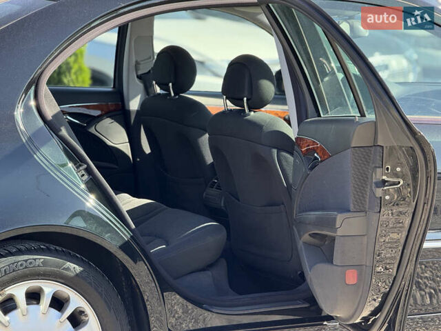 Черный Мерседес Е-Класс, объемом двигателя 1.8 л и пробегом 239 тыс. км за 6800 $, фото 24 на Automoto.ua