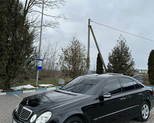 Черный Мерседес Е-Класс, объемом двигателя 2.69 л и пробегом 400 тыс. км за 7500 $, фото 1 на Automoto.ua