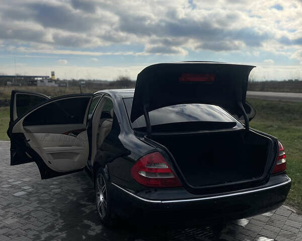 Чорний Мерседес Е-Клас, об'ємом двигуна 2.69 л та пробігом 270 тис. км за 7800 $, фото 12 на Automoto.ua