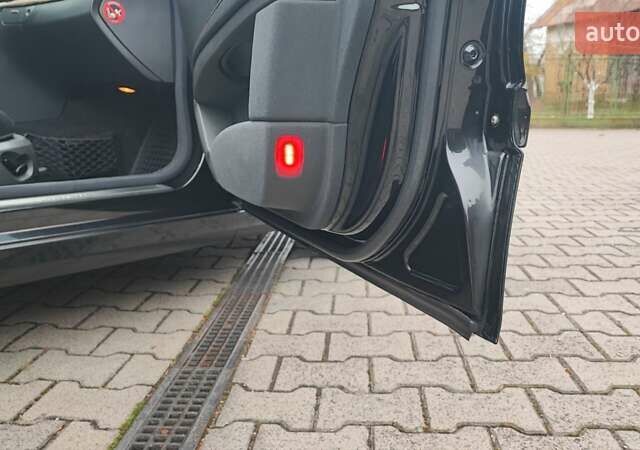 Черный Мерседес Е-Класс, объемом двигателя 1.8 л и пробегом 298 тыс. км за 8200 $, фото 40 на Automoto.ua