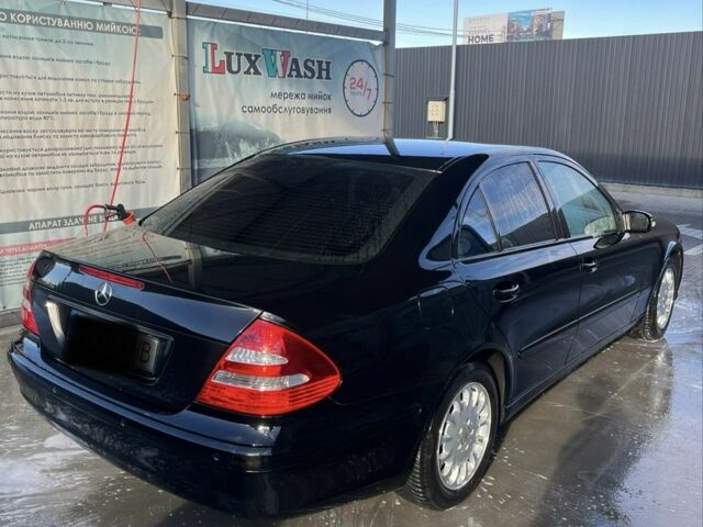 Черный Мерседес Е-Класс, объемом двигателя 1.8 л и пробегом 268 тыс. км за 7700 $, фото 6 на Automoto.ua