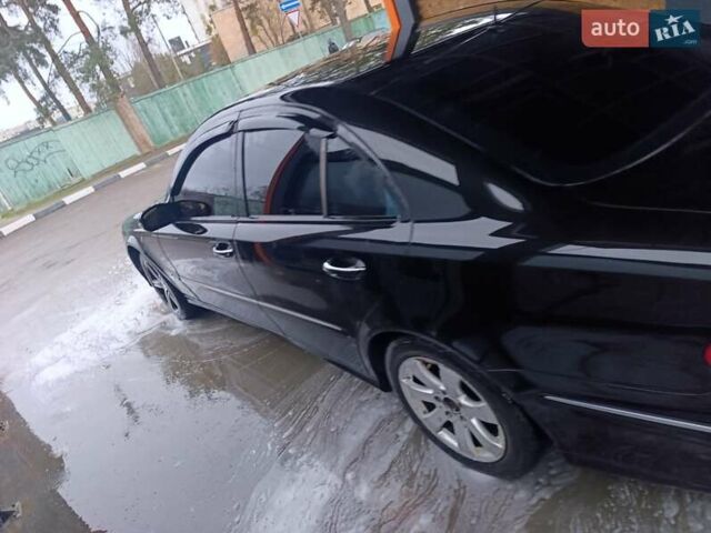Чорний Мерседес Е-Клас, об'ємом двигуна 3.2 л та пробігом 270 тис. км за 4950 $, фото 2 на Automoto.ua