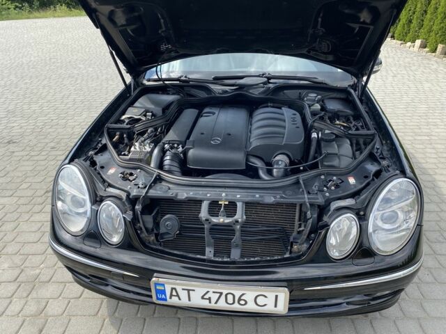 Черный Мерседес Е-Класс, объемом двигателя 2.1 л и пробегом 200 тыс. км за 6700 $, фото 5 на Automoto.ua