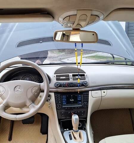 Чорний Мерседес Е-Клас, об'ємом двигуна 2.69 л та пробігом 409 тис. км за 6400 $, фото 13 на Automoto.ua