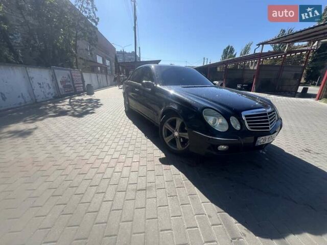 Черный Мерседес Е-Класс, объемом двигателя 2.15 л и пробегом 305 тыс. км за 6700 $, фото 1 на Automoto.ua