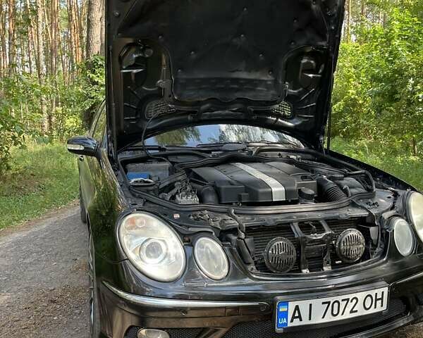 Черный Мерседес Е-Класс, объемом двигателя 3.2 л и пробегом 390 тыс. км за 7500 $, фото 4 на Automoto.ua