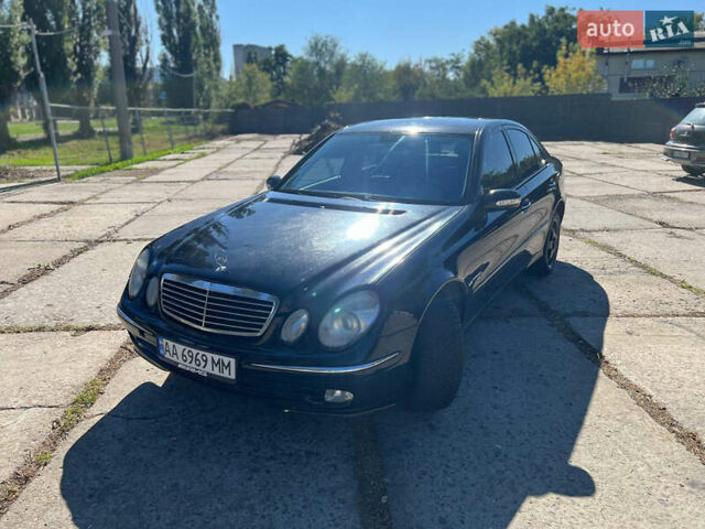 Чорний Мерседес Е-Клас, об'ємом двигуна 4.97 л та пробігом 341 тис. км за 4999 $, фото 2 на Automoto.ua