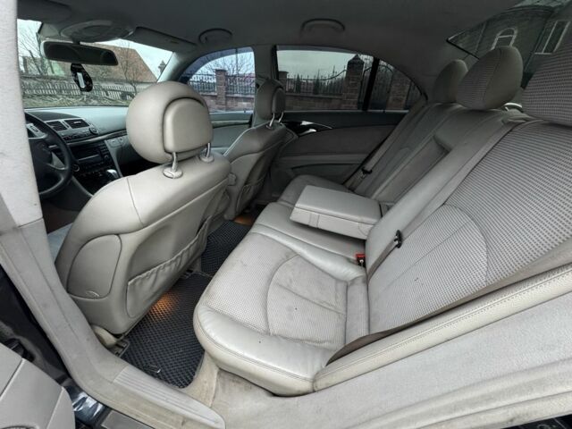 Чорний Мерседес Е-Клас, об'ємом двигуна 2.7 л та пробігом 340 тис. км за 3250 $, фото 18 на Automoto.ua