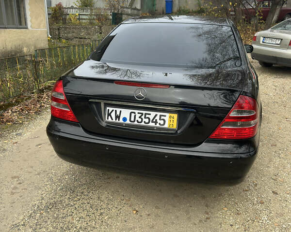 Черный Мерседес Е-Класс, объемом двигателя 1.8 л и пробегом 267 тыс. км за 6950 $, фото 14 на Automoto.ua