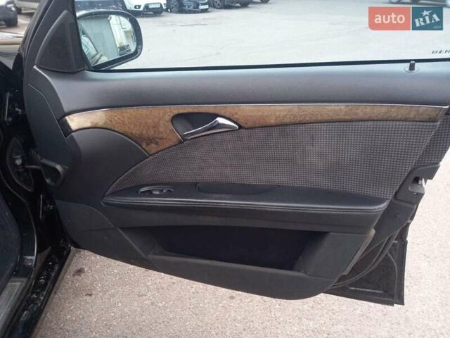 Чорний Мерседес Е-Клас, об'ємом двигуна 2.7 л та пробігом 318 тис. км за 6350 $, фото 16 на Automoto.ua