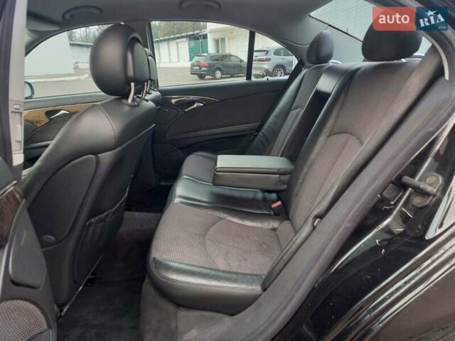 Чорний Мерседес Е-Клас, об'ємом двигуна 2.7 л та пробігом 318 тис. км за 6350 $, фото 17 на Automoto.ua