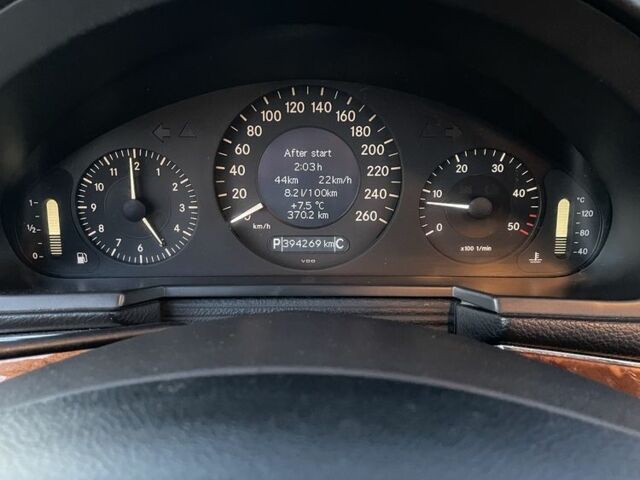 Чорний Мерседес Е-Клас, об'ємом двигуна 2.2 л та пробігом 400 тис. км за 7600 $, фото 7 на Automoto.ua