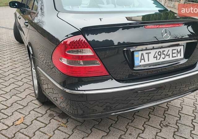 Черный Мерседес Е-Класс, объемом двигателя 1.8 л и пробегом 298 тыс. км за 8200 $, фото 33 на Automoto.ua