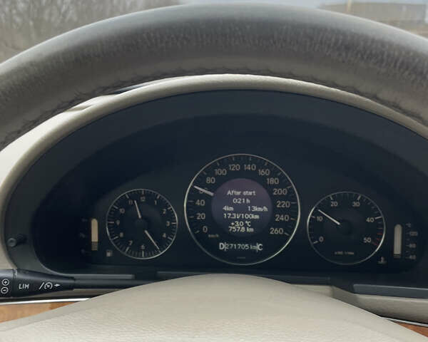 Чорний Мерседес Е-Клас, об'ємом двигуна 2.69 л та пробігом 270 тис. км за 7800 $, фото 29 на Automoto.ua