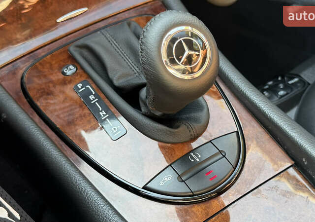 Черный Мерседес Е-Класс, объемом двигателя 5 л и пробегом 238 тыс. км за 12000 $, фото 35 на Automoto.ua