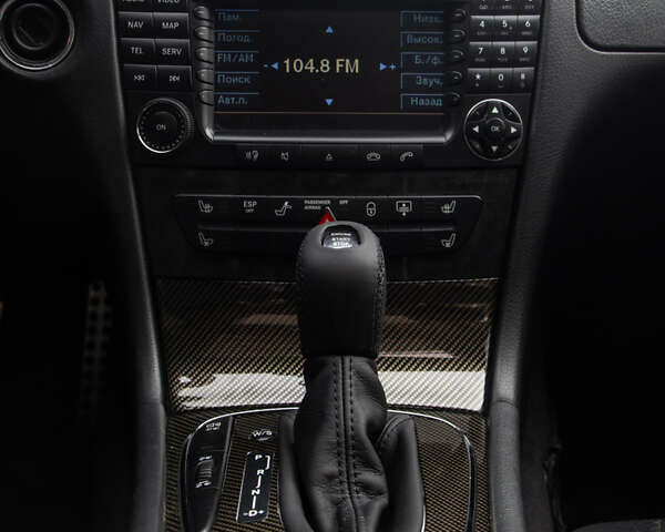 Чорний Мерседес Е-Клас, об'ємом двигуна 5 л та пробігом 202 тис. км за 15000 $, фото 38 на Automoto.ua