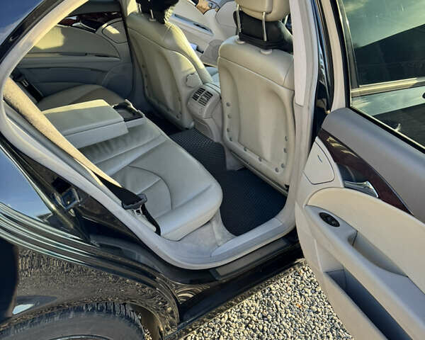 Чорний Мерседес Е-Клас, об'ємом двигуна 1.8 л та пробігом 330 тис. км за 6550 $, фото 12 на Automoto.ua