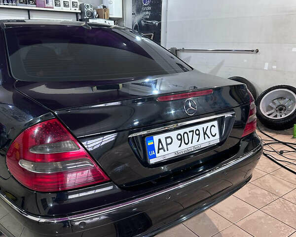 Чорний Мерседес Е-Клас, об'ємом двигуна 2.7 л та пробігом 381 тис. км за 6800 $, фото 3 на Automoto.ua