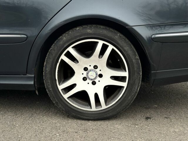 Чорний Мерседес Е-Клас, об'ємом двигуна 2.7 л та пробігом 340 тис. км за 3250 $, фото 11 на Automoto.ua