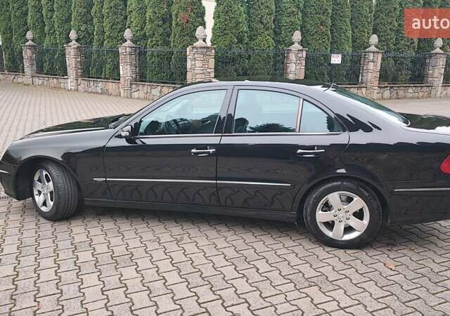 Черный Мерседес Е-Класс, объемом двигателя 1.8 л и пробегом 298 тыс. км за 8200 $, фото 14 на Automoto.ua