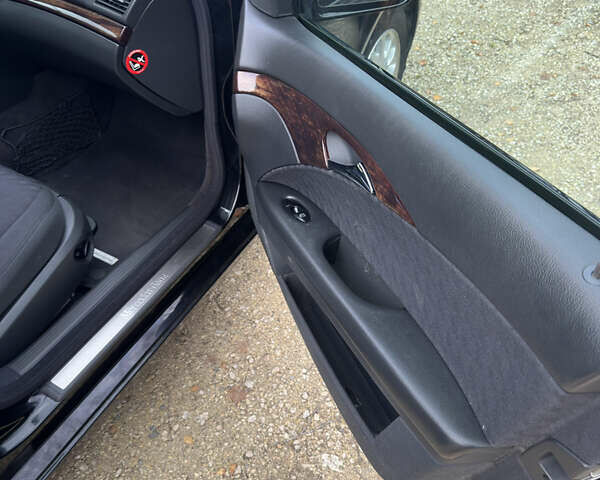 Черный Мерседес Е-Класс, объемом двигателя 1.8 л и пробегом 267 тыс. км за 6950 $, фото 10 на Automoto.ua