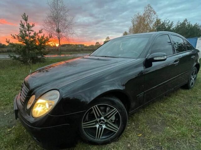 Чорний Мерседес Е-Клас, об'ємом двигуна 2.2 л та пробігом 300 тис. км за 3100 $, фото 4 на Automoto.ua