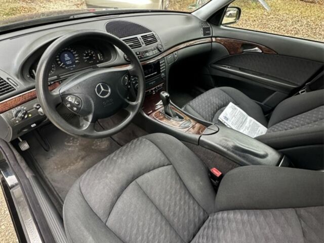 Черный Мерседес Е-Класс, объемом двигателя 1.8 л и пробегом 268 тыс. км за 7700 $, фото 8 на Automoto.ua