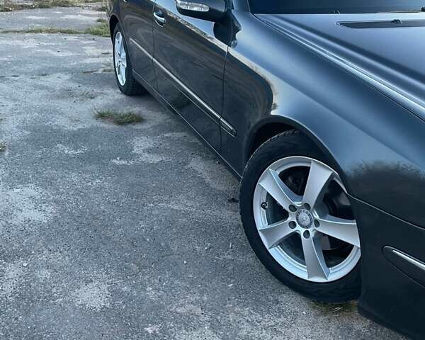 Чорний Мерседес Е-Клас, об'ємом двигуна 2.15 л та пробігом 400 тис. км за 7600 $, фото 1 на Automoto.ua