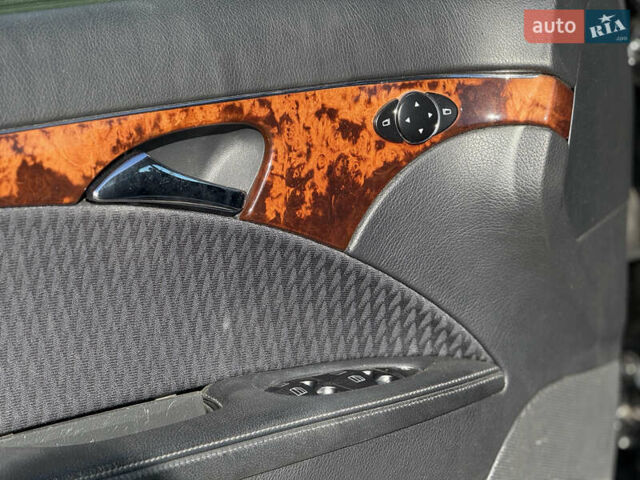 Черный Мерседес Е-Класс, объемом двигателя 1.8 л и пробегом 239 тыс. км за 6800 $, фото 16 на Automoto.ua