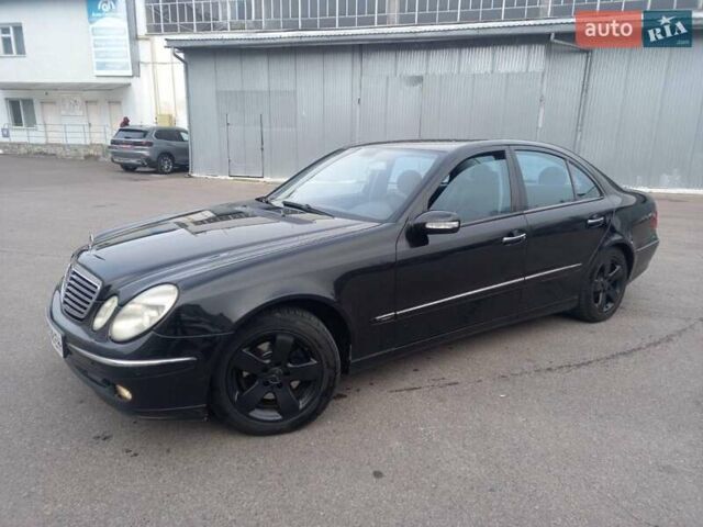 Чорний Мерседес Е-Клас, об'ємом двигуна 2.7 л та пробігом 318 тис. км за 6350 $, фото 1 на Automoto.ua