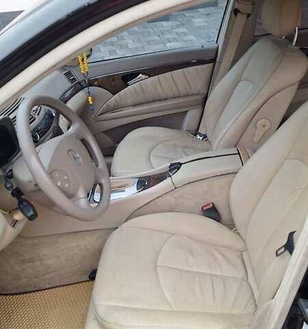 Чорний Мерседес Е-Клас, об'ємом двигуна 2.69 л та пробігом 409 тис. км за 6400 $, фото 14 на Automoto.ua