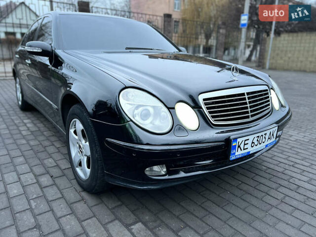 Черный Мерседес Е-Класс, объемом двигателя 2.2 л и пробегом 350 тыс. км за 7200 $, фото 8 на Automoto.ua