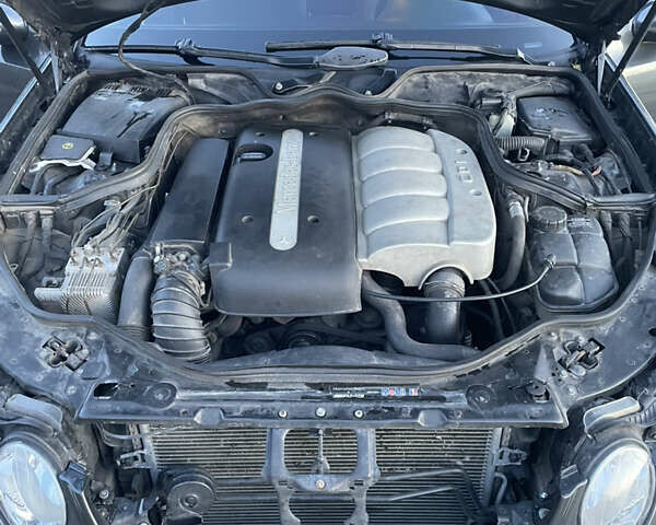 Чорний Мерседес Е-Клас, об'ємом двигуна 2.15 л та пробігом 400 тис. км за 7600 $, фото 36 на Automoto.ua