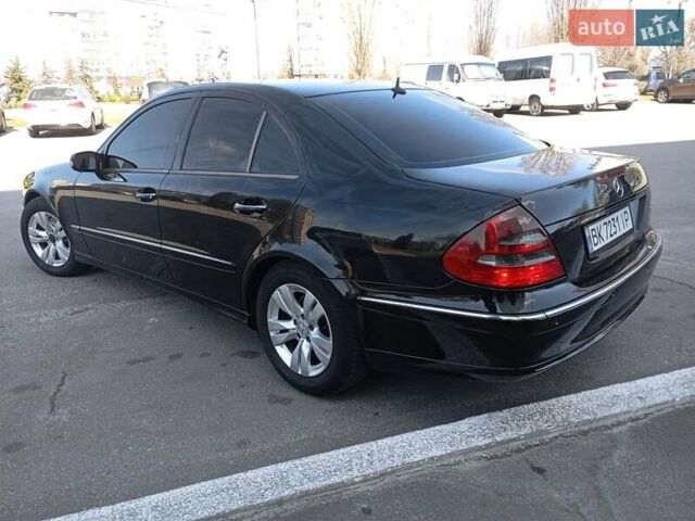 Чорний Мерседес Е-Клас, об'ємом двигуна 2.2 л та пробігом 372 тис. км за 6500 $, фото 6 на Automoto.ua