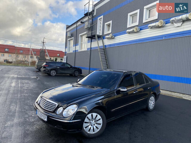 Черный Мерседес Е-Класс, объемом двигателя 3.2 л и пробегом 300 тыс. км за 6900 $, фото 1 на Automoto.ua